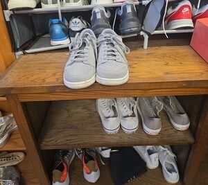 Nike Men’s Light Gray Suede Sneakers
